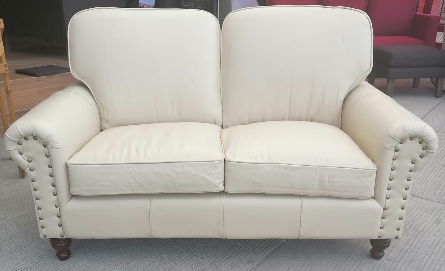 LOVE SEAT   MODELO ASTURIAS 100% PIEL NATURAL COLOR  HUESO