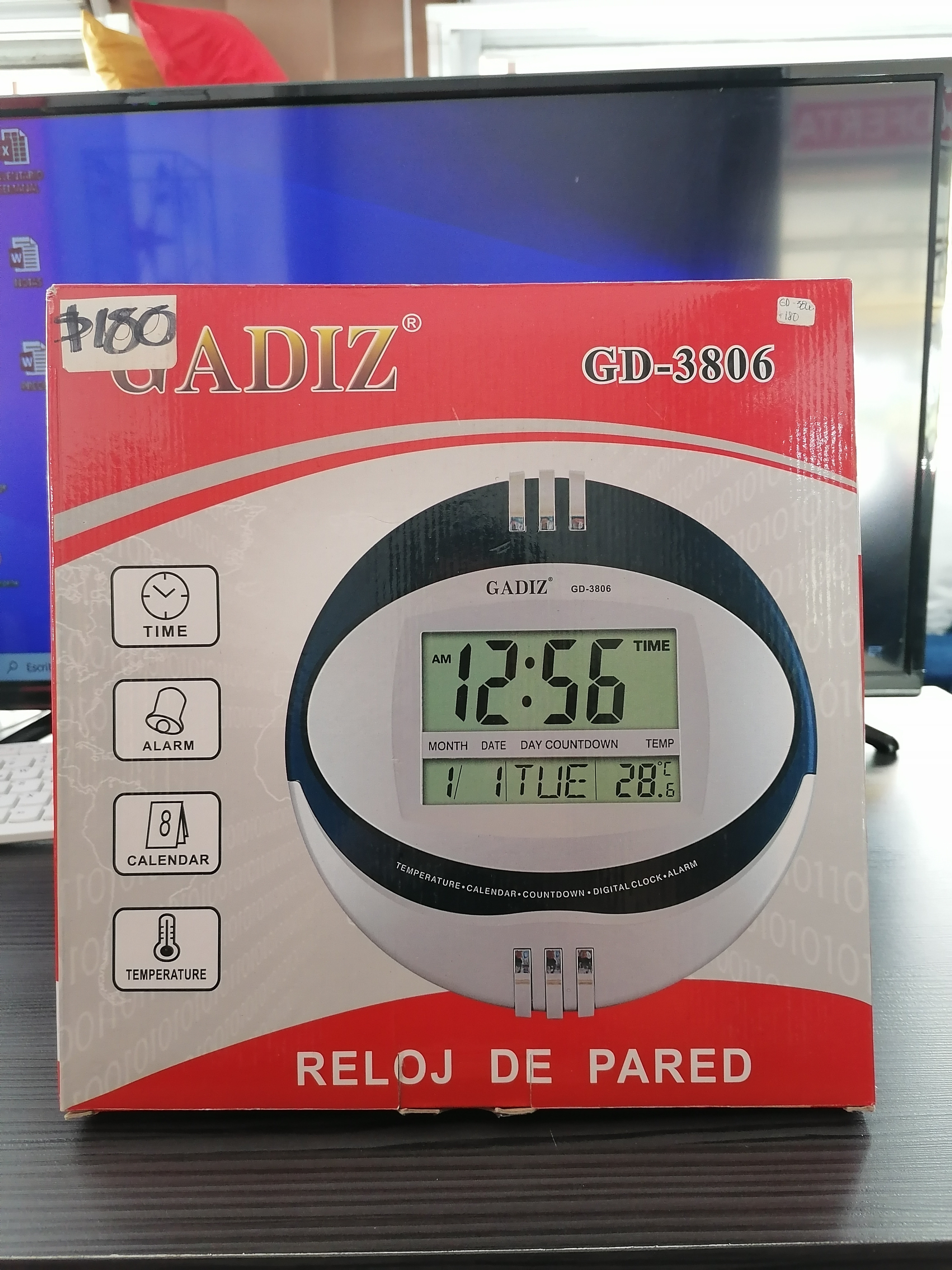 Reloj De Pared Redondo      EN LIQUIDACION   NOTA. 0592-B   MARCO  OLVERA