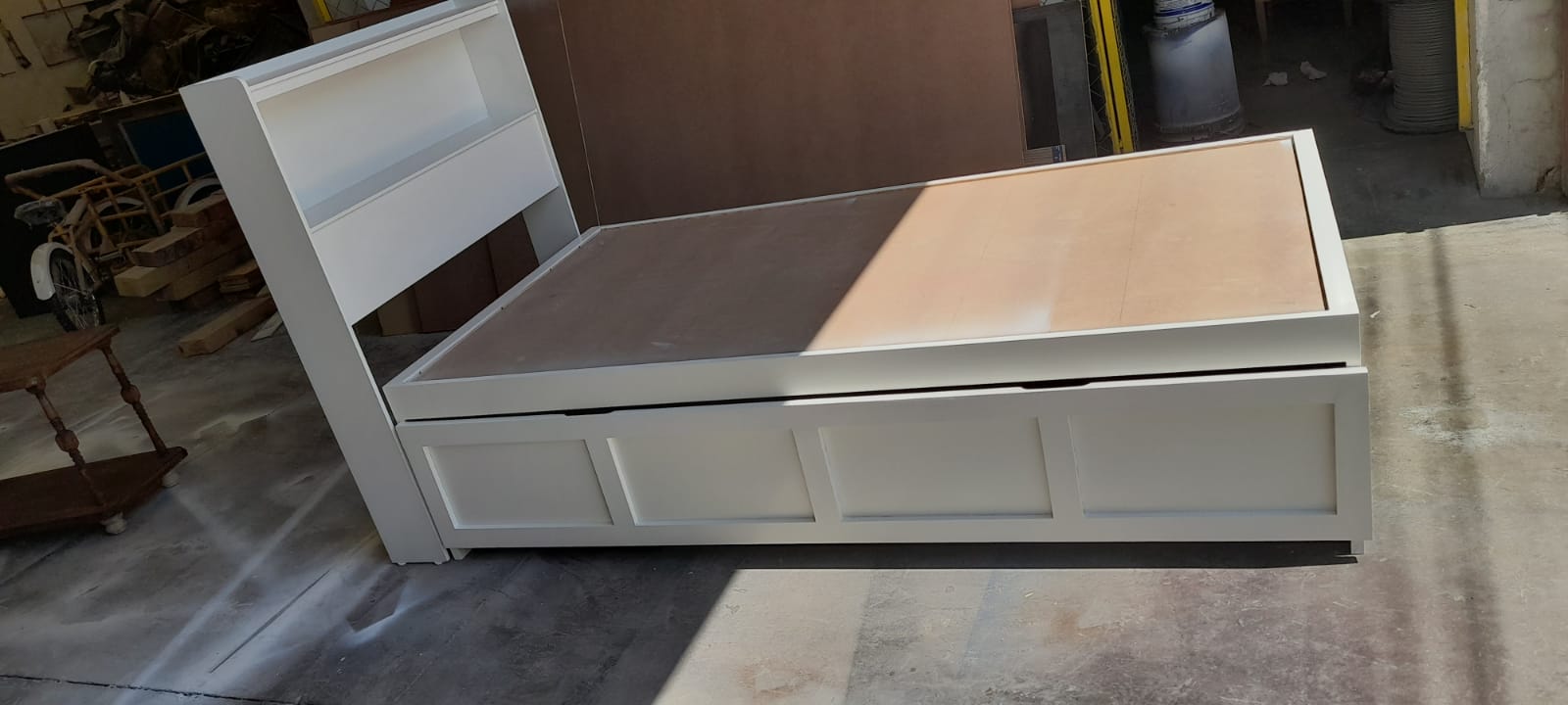 CAMA CANGURO PIPO IND IND  COLOR BLANCO BRILLOSO   NOTA. 4638
