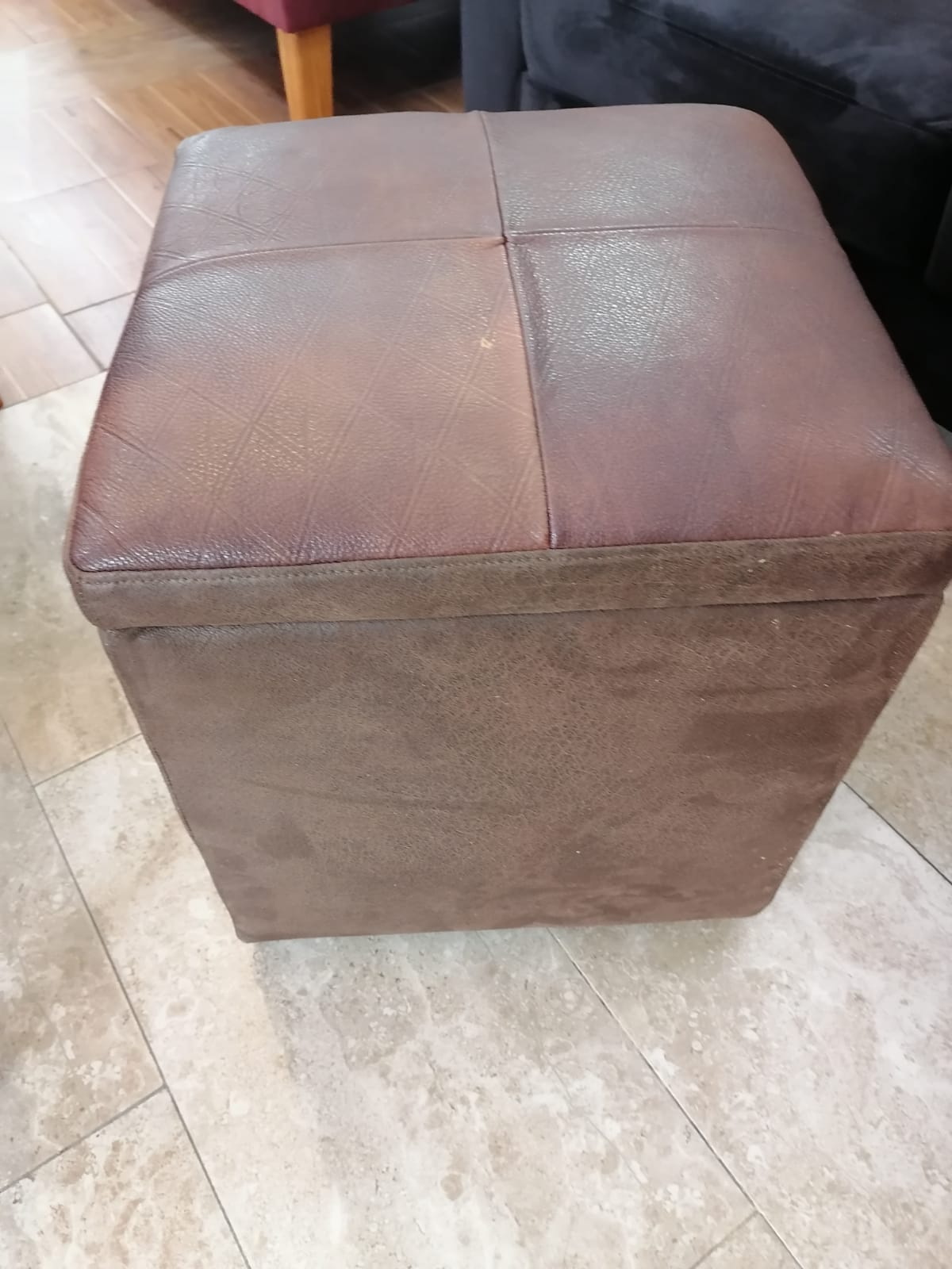 TABURETE BAUL CHICO OCASIONAL ASIENTO 100% PIEL  ORIGINAL COLOR  TELA PIEL AUSTIN COCOA  46X40
